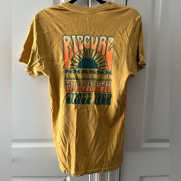 Ripcurl T shirt - Picture 3 of 3